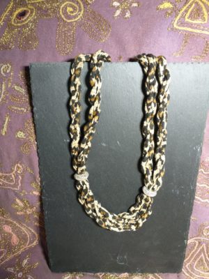 162.1 Collana