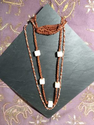 162.11 Collana