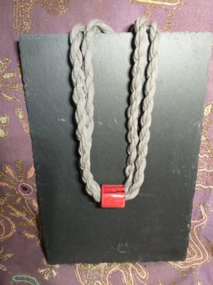 162.4 Collana