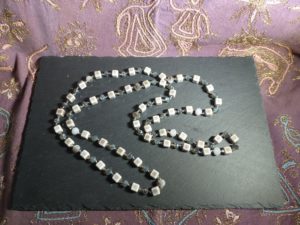 164.16 Collana